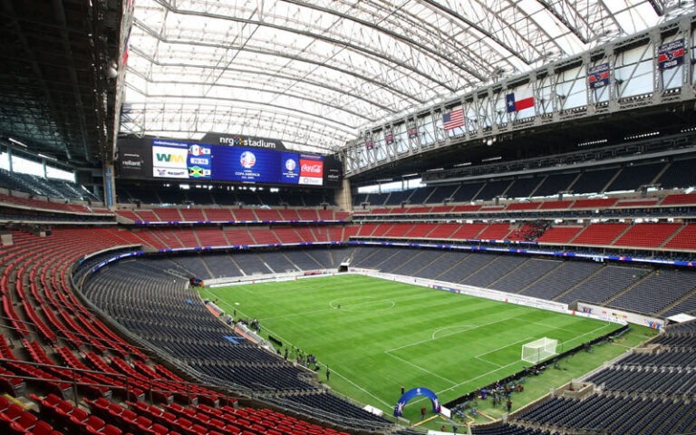 墨西哥东南,部客车货车,相撞事故致,乐竞体育平台,乐竞体育官方网站,乐竞体育登录入口,乐竞体育app下载