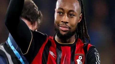 李铁前国足主帅涉嫌1.2亿巨款，被判刑20年！